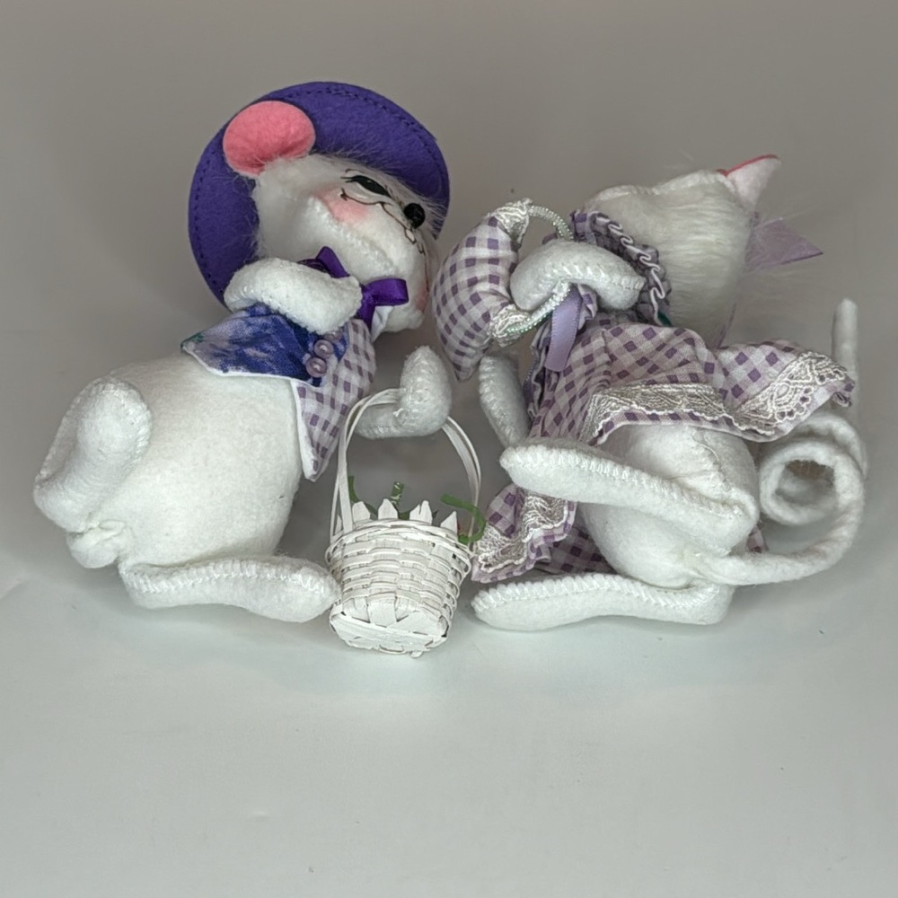 Annalee Easter Spring pair of white mice - Picture 6 of 10